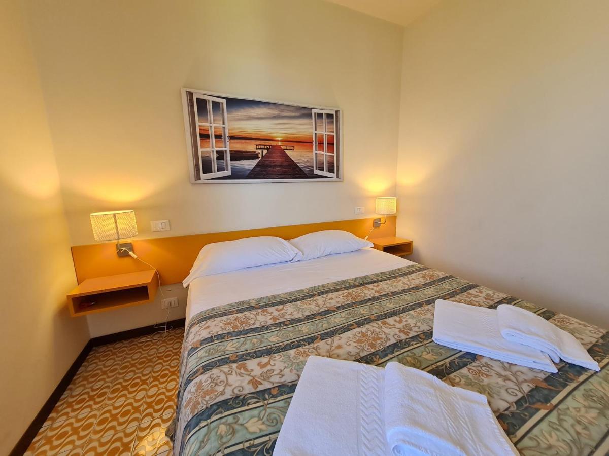 Easy Apartments Peschiera 페스키에라델가르다 외부 사진