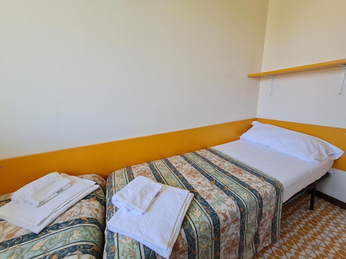 Easy Apartments Peschiera 페스키에라델가르다 외부 사진