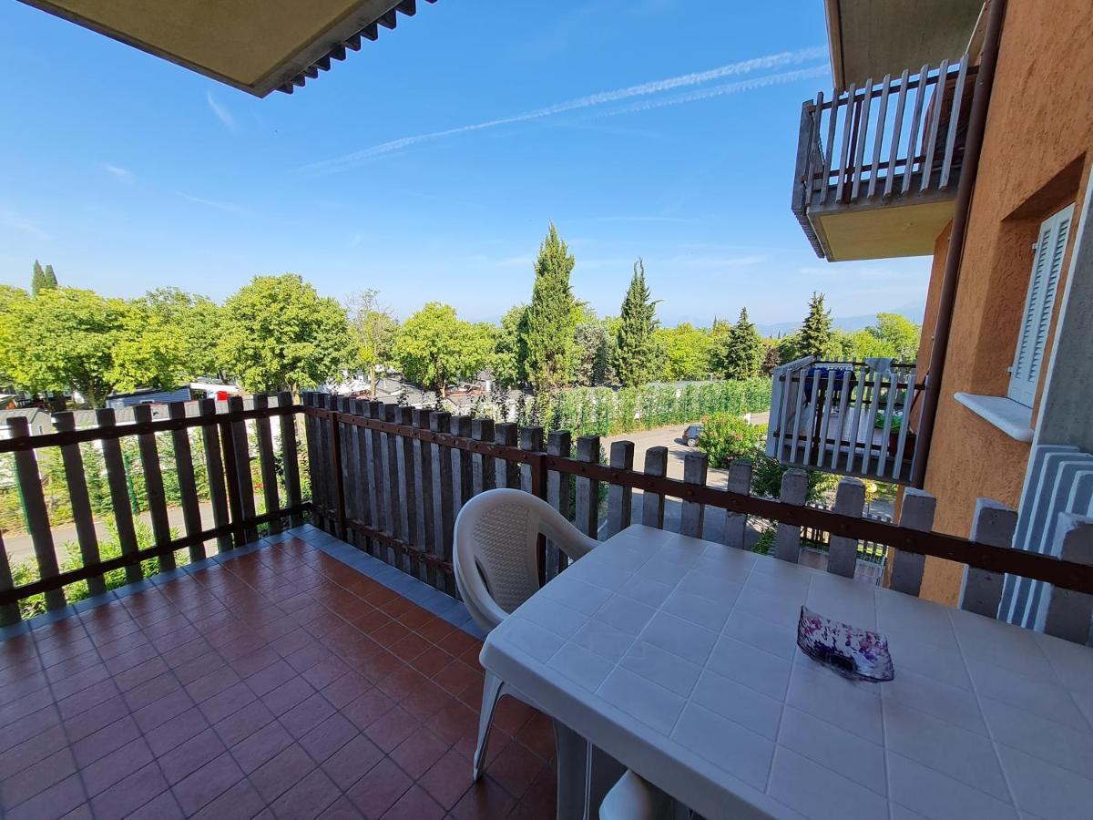 Easy Apartments Peschiera 페스키에라델가르다 외부 사진