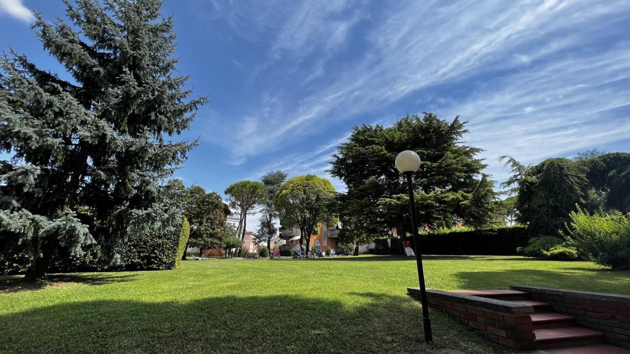 Easy Apartments Peschiera 페스키에라델가르다 외부 사진