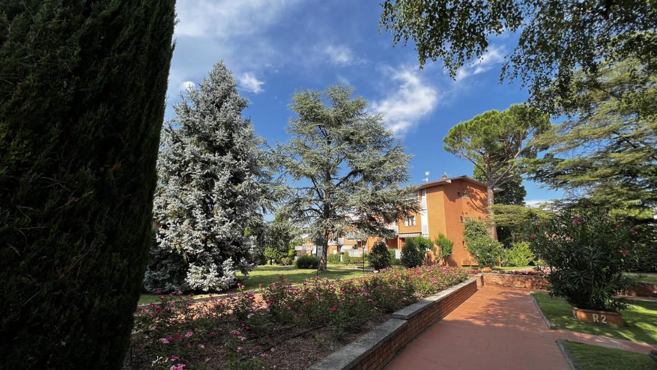 Easy Apartments Peschiera 페스키에라델가르다 외부 사진