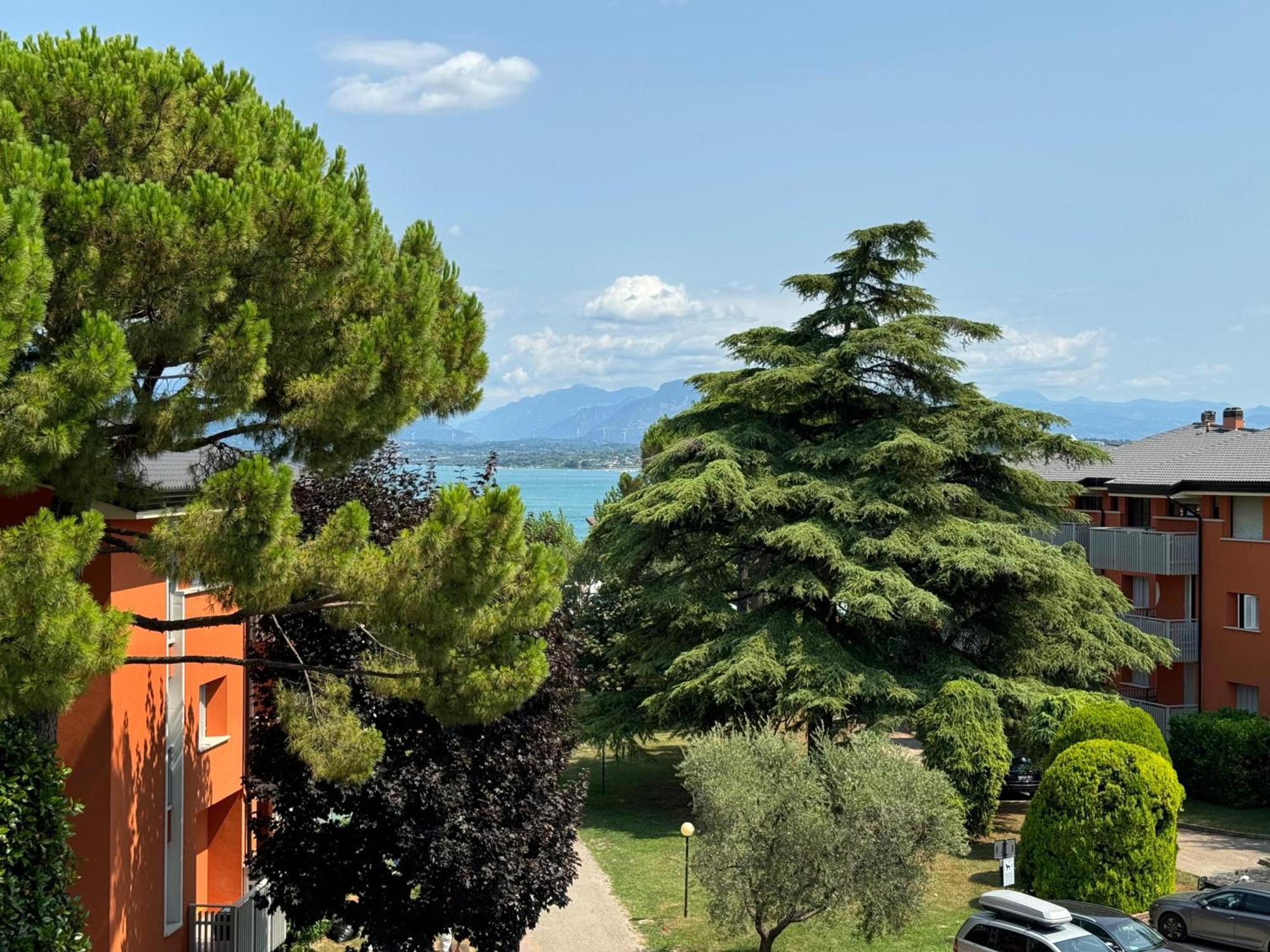 Easy Apartments Peschiera 페스키에라델가르다 외부 사진