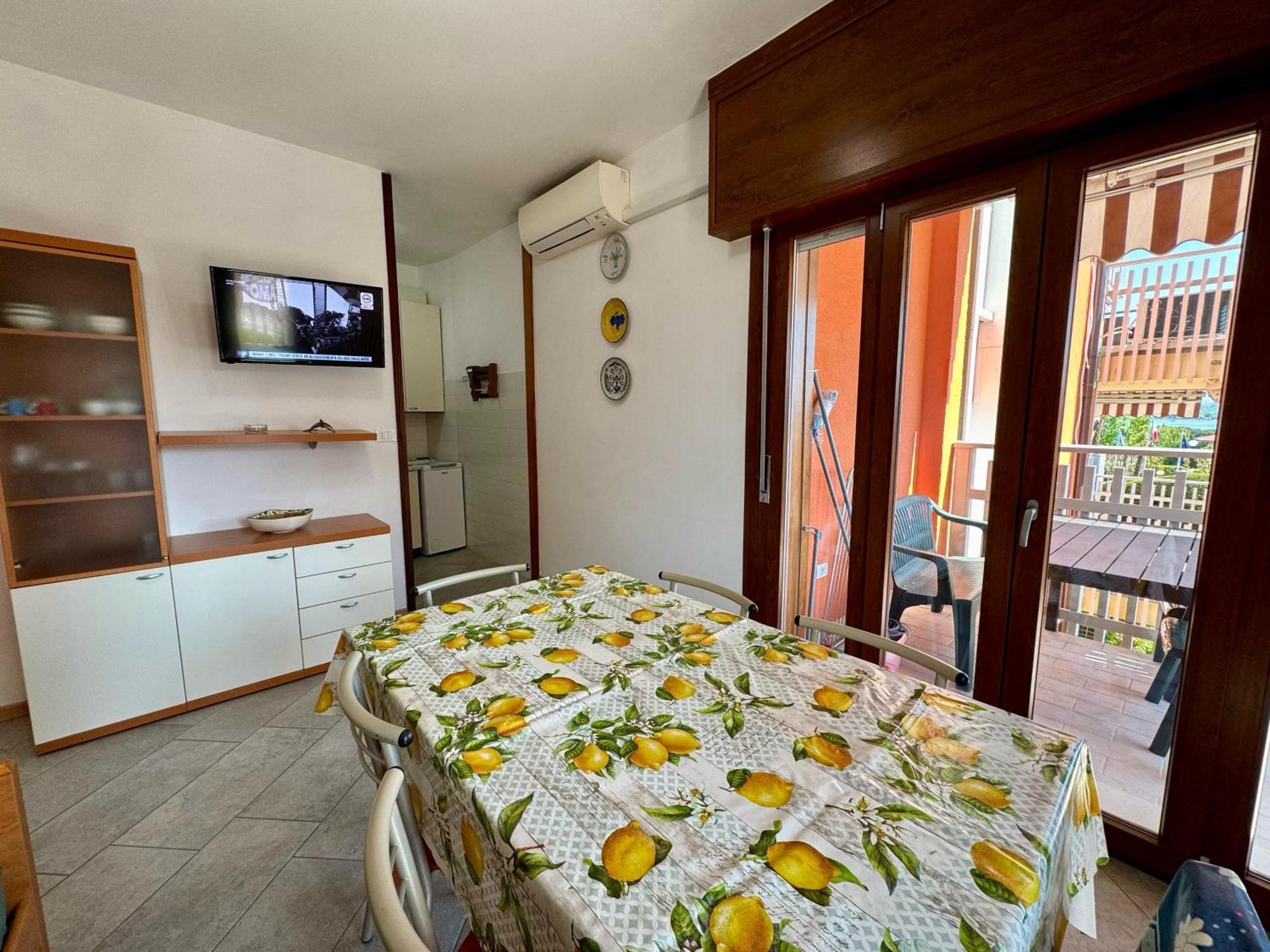 Easy Apartments Peschiera 페스키에라델가르다 외부 사진